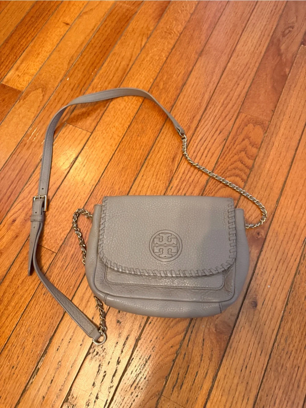 Tory Burch Gray Pebbled Leather Whipstitch Crossbody with Chain Strap